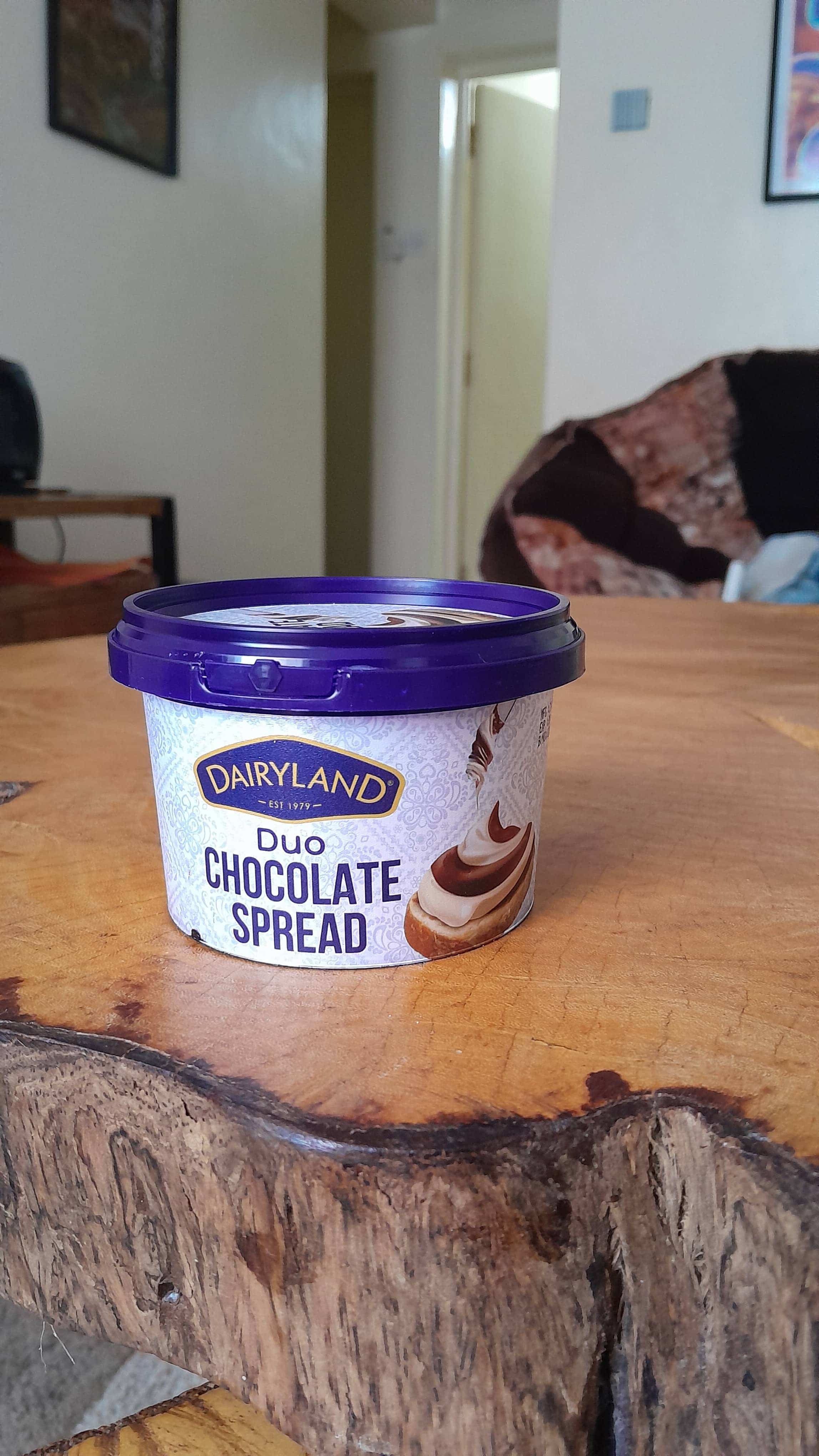 Spread product photo before Onaa