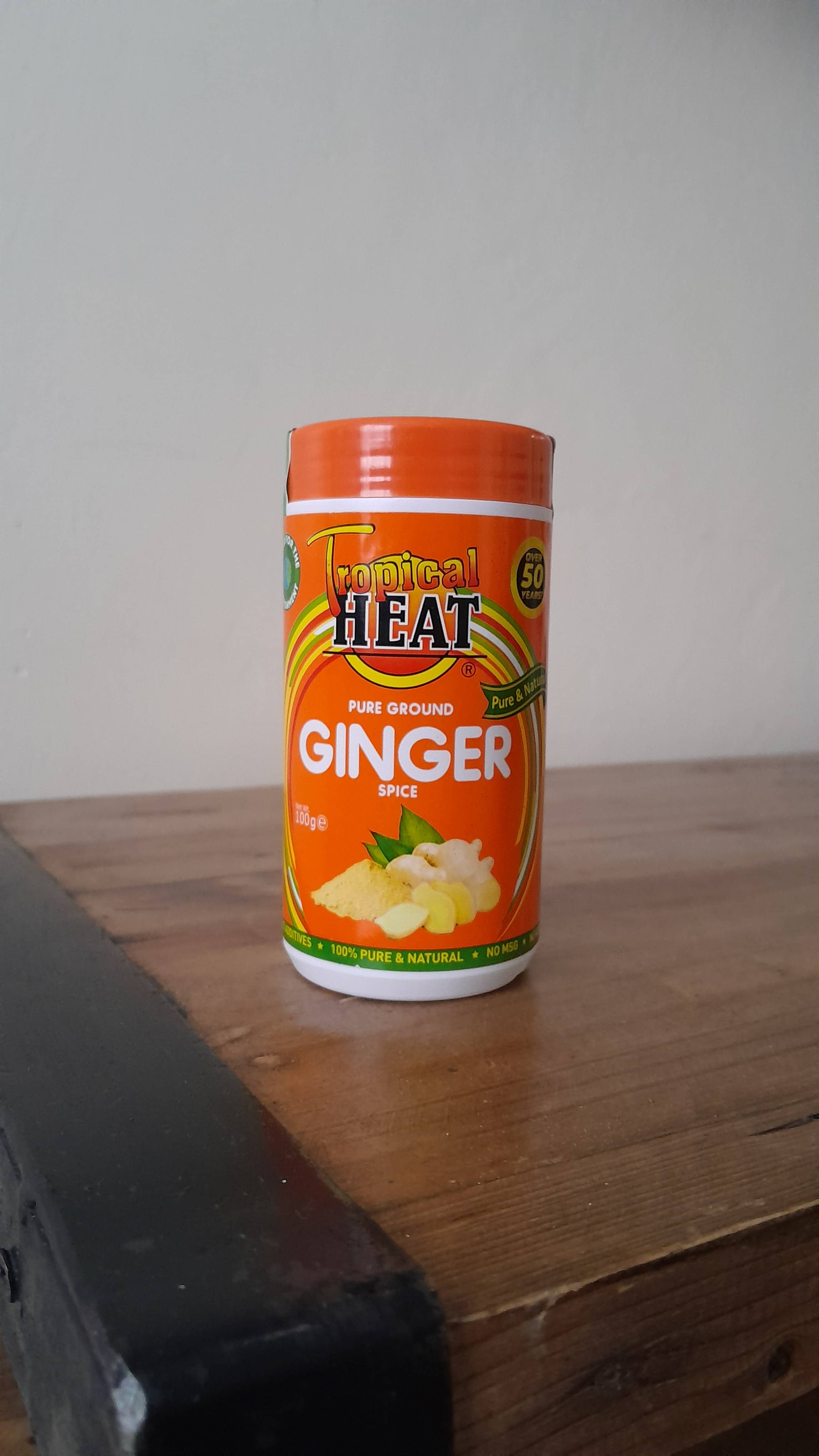 Tropical product photo before Onaa